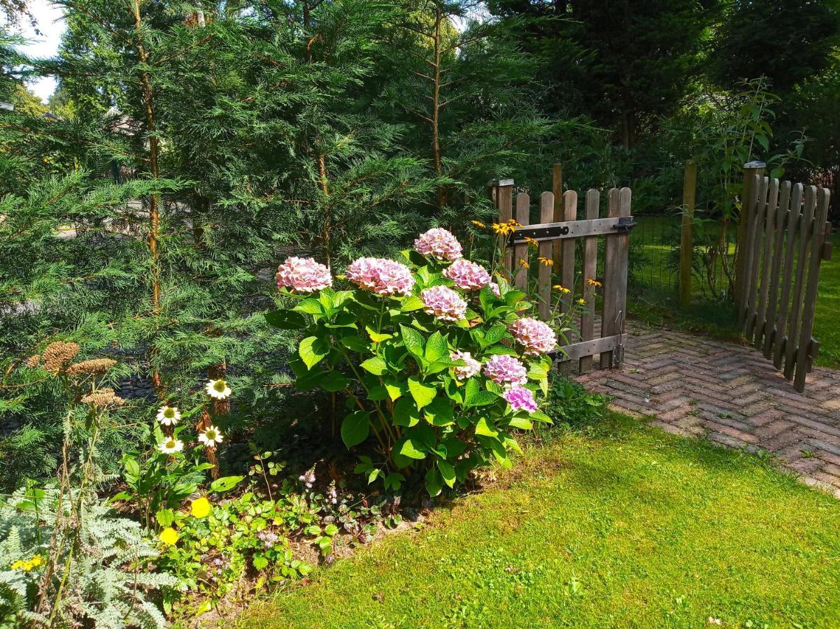 Poort Van De Veluwe Voorthuizen Exterior photo
